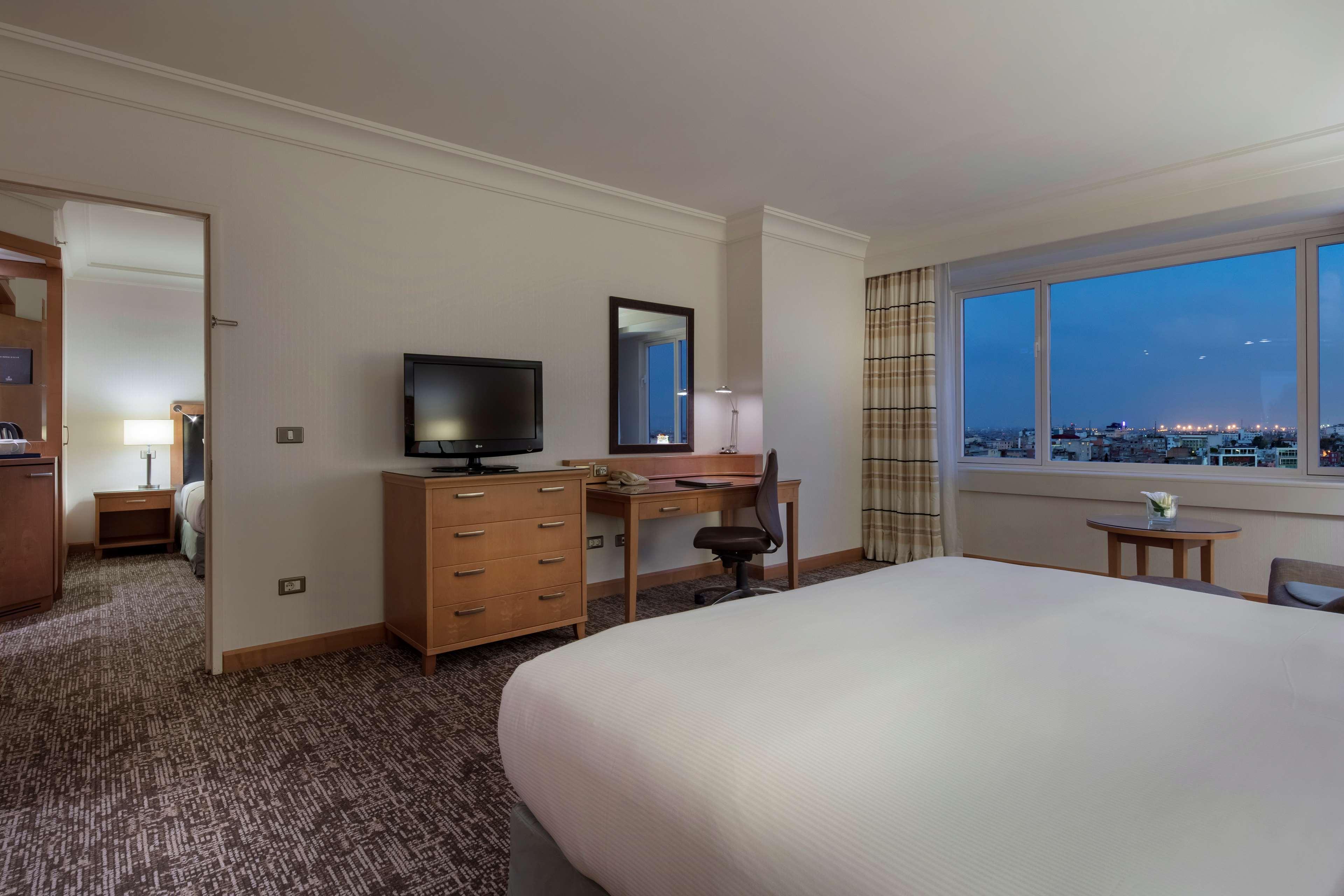 Adana Hiltonsa Hotel Exterior photo